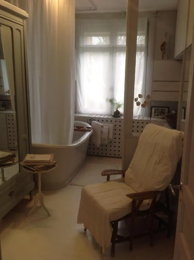 Accommodatie bij particulieren Petit Cocon Lillois:Cheminee & Jardin Appartement Rijsel Frankrijk