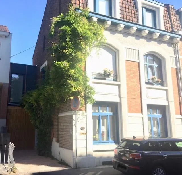 Accommodatie bij particulieren Petit Cocon Lillois:Cheminee & Jardin Appartement Rijsel